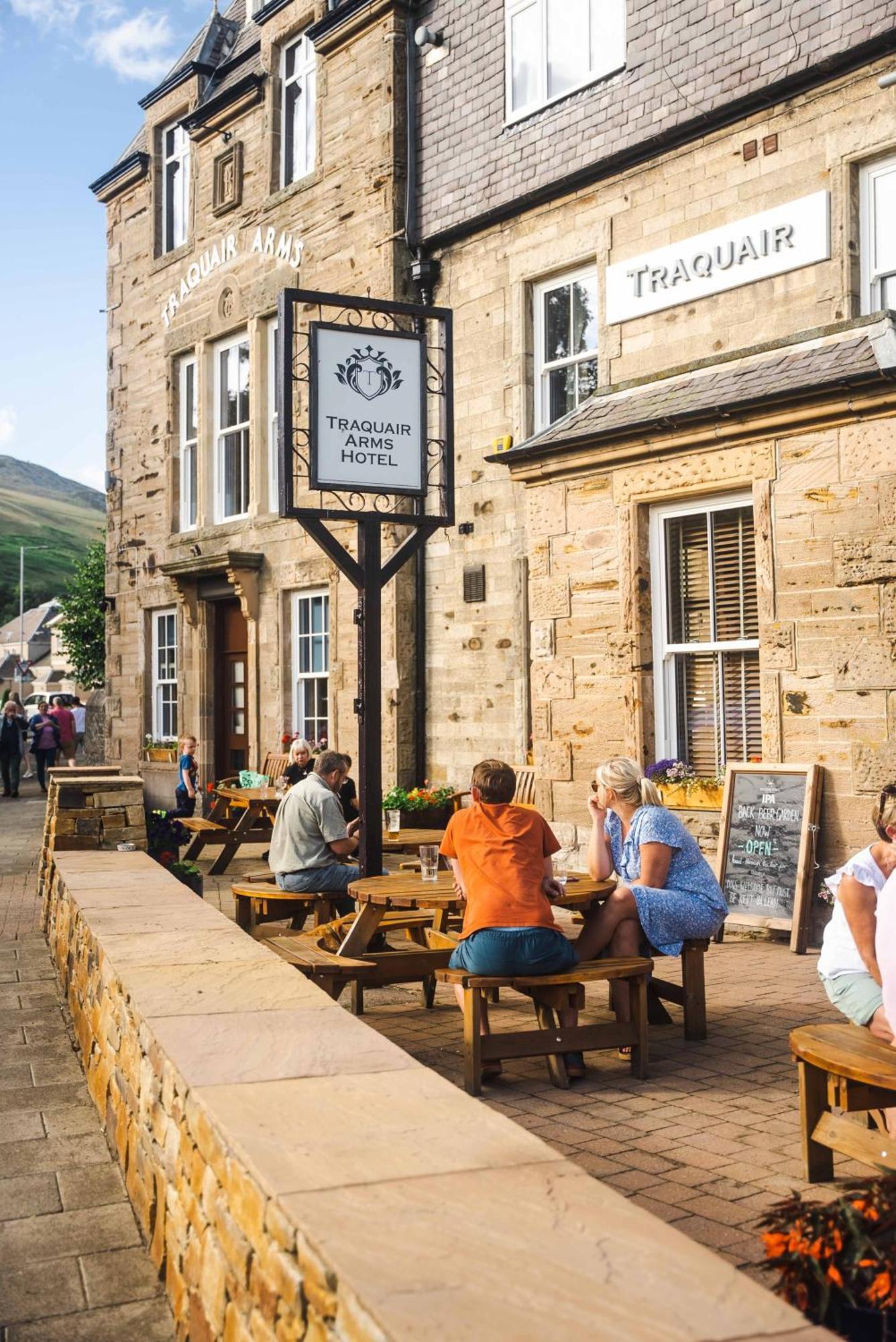 Traquair Arms Hotel イナーリーセン エクステリア 写真