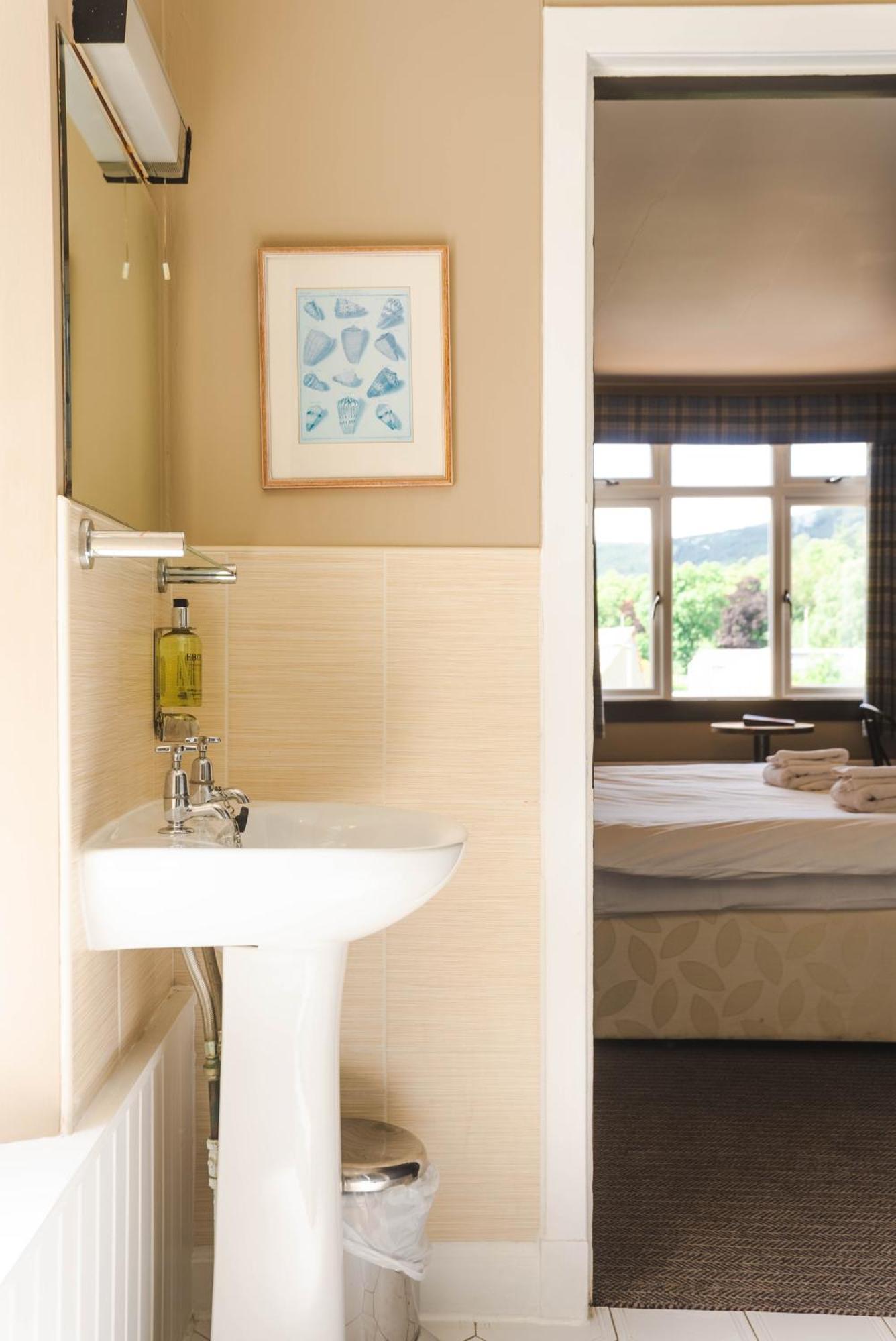 Traquair Arms Hotel イナーリーセン エクステリア 写真